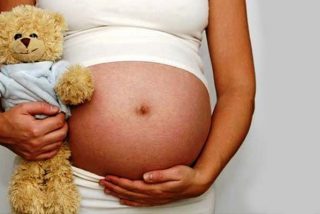 Maternidad, embarazo, embarazada y familia.