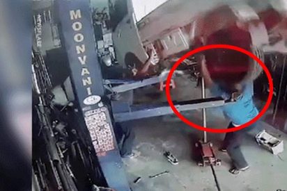 Este mec&aacute;nico casi pierde la vida tras cometer un terrible error mientras revisaba una camioneta