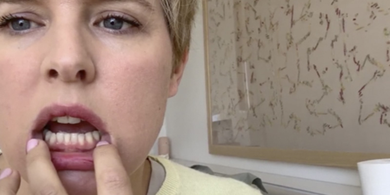 La confesi&oacute;n m&aacute;s rara de Tania Llasera: "S&eacute; a qu&eacute; sabe un muerto"