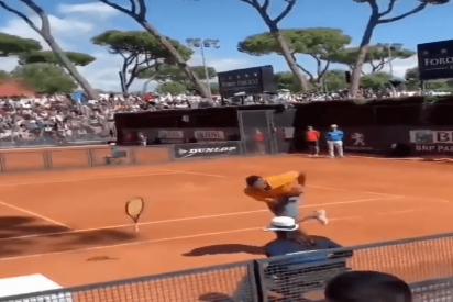 La lamentable y violenta reacci&oacute;n de Kyrgios al ser eliminado de Roma