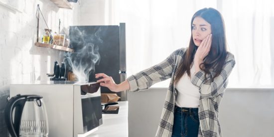 Microondas: Las 10 cosas que nunca deber&iacute;as meter dentro