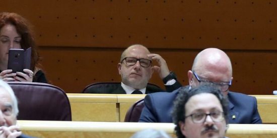 La impactante foto del senador de VOX con sus tres ni&ntilde;os asesinados por Josu Ternera