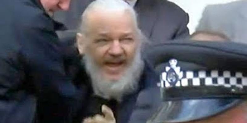 WikiLeaks: EEUU presenta 18 nuevos cargos contra Assange, entre ellos uno por espionaje