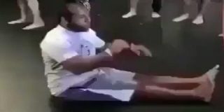 Ni te imaginas qu&eacute; hace este hombre&hellip;