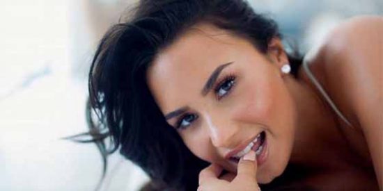 El mensaje de Demi Lovato al publicar su pandero enorme sin photoshop y con celulitis