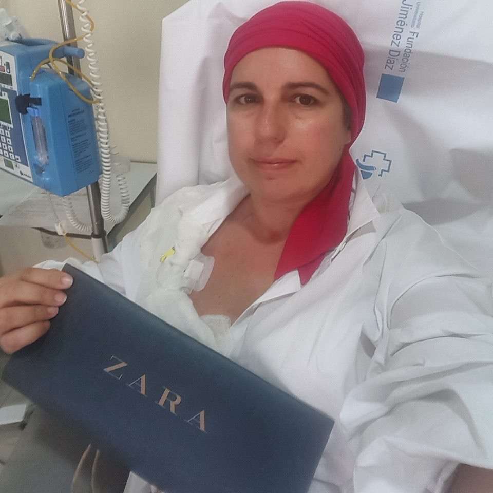 Enferma de c&aacute;ncer en plena quimio vestida de Zara: brutal carta a Iglesias y a Podemos