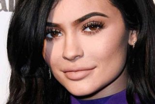 Kylie Jenner se calza este traje negro m&aacute;s ajustado que un 'jubilado espa&ntilde;ol a final de mes'