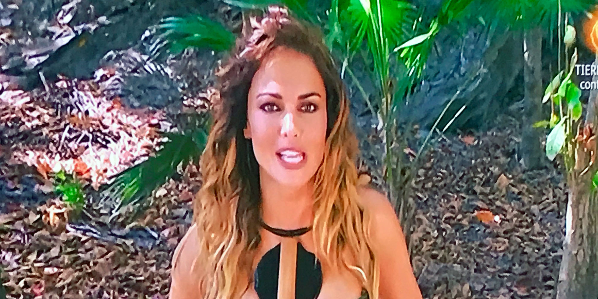 Lara &Aacute;lvarez 'hipnotiza' a Carlos Sobera en su debut con su espectacular figura en bikini