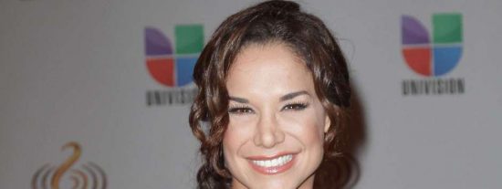 El sensual "twerking" de la vedette cubana Lis Vega en primer plano