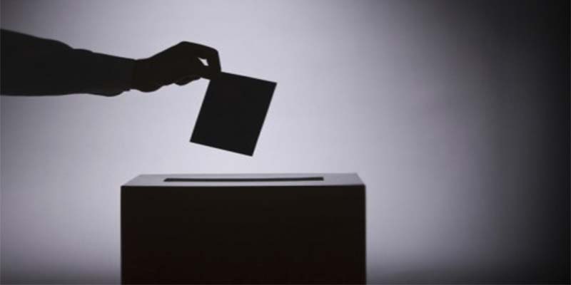 El centroderecha arrebatar&aacute; a Carmena, PSOE y Podemos el Ayuntamiento de Madrid