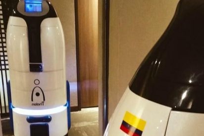 As&iacute; es el novedoso robot &lsquo;camarero&rsquo; para hoteles