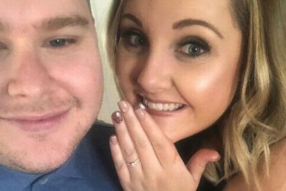Una historia de amor en Tinder: Mand&oacute; una "oferta de empleo" y ahora se van a casar