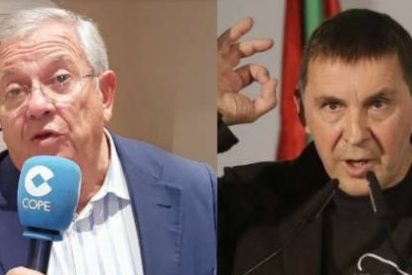 El exabrupto de Fernando Jáuregui defendiendo la entrevista a Otegi en TVE: "La víctimas del terrorismo no pueden imponer la programación"