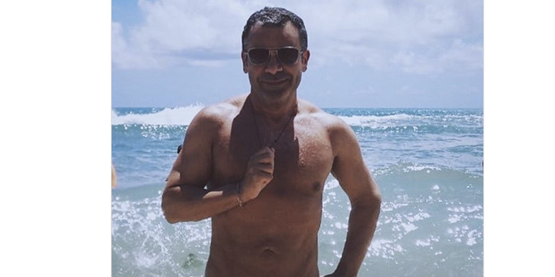 &iexcl;Alerta mal gusto!: Jorge Javier se calza un tanga para lucir busto