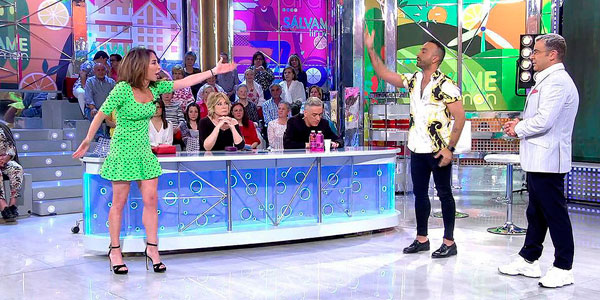 Mar&iacute;a Pati&ntilde;o explota harta de que le cuestionen sus informaciones