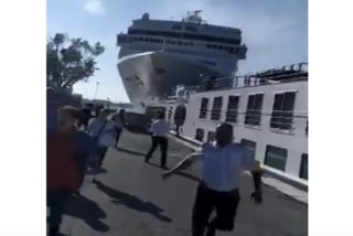 As&iacute; fue el espectacular choque entre un crucero y un barco en un canal de Venecia