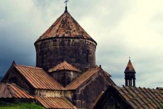 Feroz incendio arrasa este monasterio armenio medieval, Patrimonio Mundial de la UNESCO