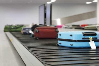 Ni&ntilde;o de dos a&ntilde;os se fractura una mano al introducirse en la cinta de maletas en el aeropuerto de Atlanta