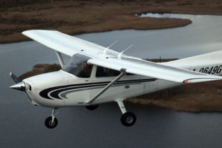 La polic&iacute;a busca una avioneta desaparecida en el Delta del Ebro