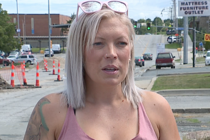 La se&ntilde;ora se toma la justicia por su mano y recupera a las bravas su coche robado