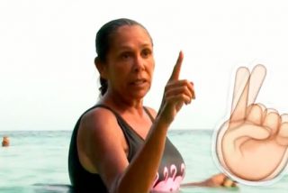 Isabel Pantoja, la 'reina del dedo acusador', se molesta cuando le hacen lo mismo a ella