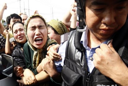 China: Las autoridades de Pekín separan a niños musulmanes de sus padres para evitar el 'contagio' del fanatismo