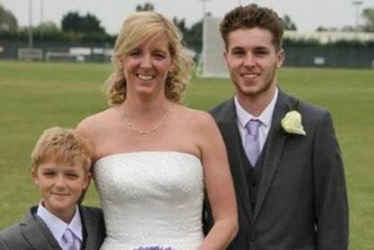 Sam Connor, el ni&ntilde;o de esta foto, se suicida delante de sus compa&ntilde;eros de clase agobiado por el 'bullying'