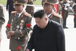 Un soldado norcoreano huye del infierno comunista y cruza la frontera para desertar a Corea del Sur