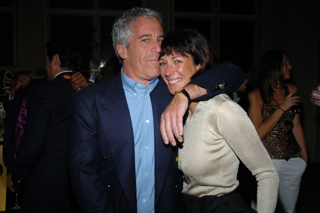 Qui&eacute;n es Ghislaine Maxwell, la ex novia de Jeffrey Epstein, se&ntilde;alada en el esc&aacute;ndalo de tr&aacute;fico sexual