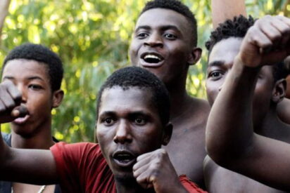 Inmigrantes invaden Ceuta