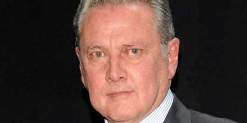 La competici&oacute;n de novias entre Carlos Larra&ntilde;aga y Arturo Fern&aacute;ndez