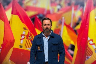 Siniestro hackeo a VOX: Banderas de Espa&ntilde;a ardiendo y amenazas de muerte a Santi Abascal