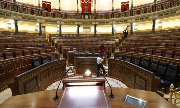 ¡Vacaciones en el Congreso! Los asesores de diputados crecen como hongos y los portavoces cobran pluses sin trabajar