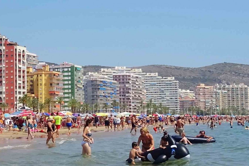 Terrible suceso en una playa de Valencia: dos menores violan a una ni&ntilde;a
