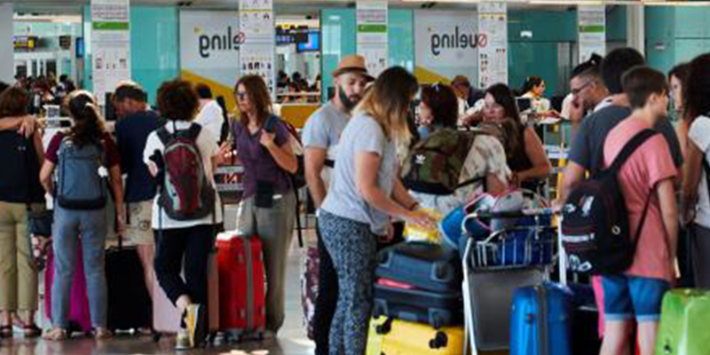 Confirmado: El personal de tierra de Iberia en El Prat convoca nuevos paros en septiembre