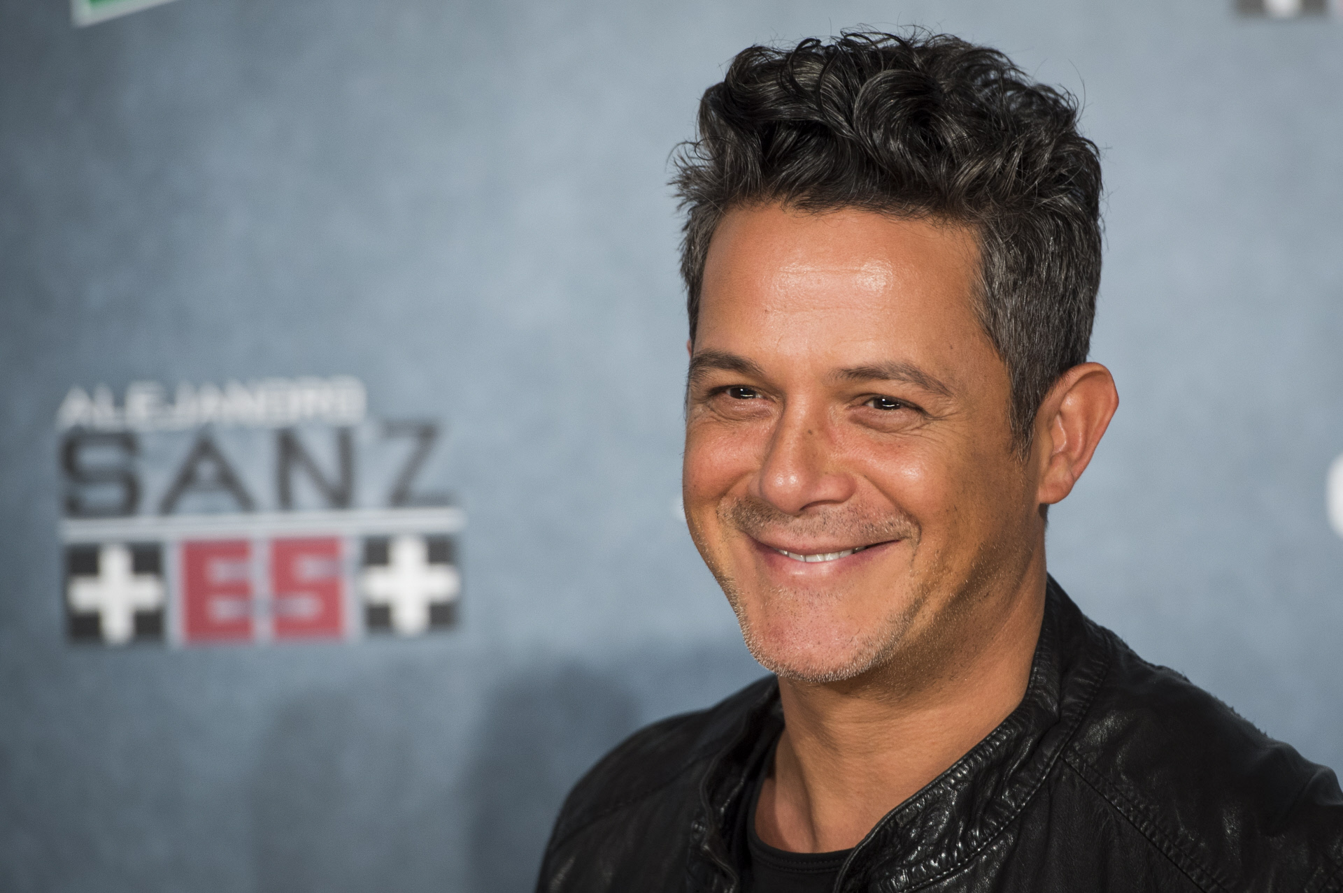 Alejandro Sanz deja con 'el corazón partío' a un fan un poco caradura: "¿Tú eres tonto o qué te pasa?"