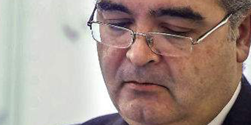 El 'jeta' de &Aacute;ngel Ron pierde la prejubilaci&oacute;n de 12,8 millones y tendr&aacute; que devolver al Santander bonus por 228.600 euros