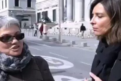 El vídeo viral de la señora que da una lección de libertad de pensamiento a una atónita Sandra Barneda: "Soy feminista y voto a Vox".
