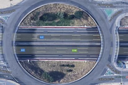 La Polic&iacute;a avisa de una extendida pr&aacute;ctica que est&aacute; multada con 200 euros y es muy peligrosa: &lsquo;Atrocha rotondas'