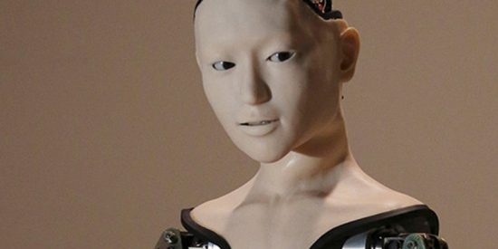 Una ex ingeniera de Google alerta de que &rdquo;Robots asesinos" pueden "causar atrocidades masivas"