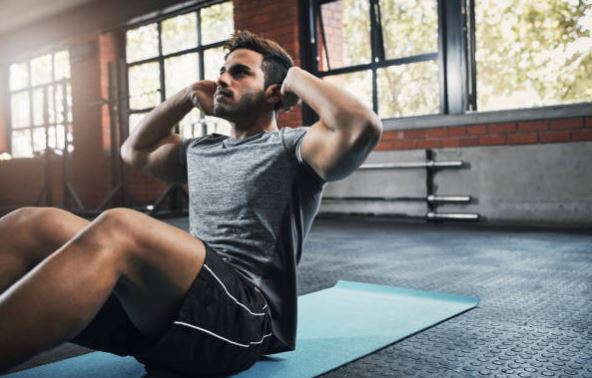Ropa para entrenar en el gym para hombres