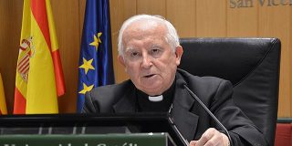 El cardenal Cañizares le 'da la extrema unción' a los católicos sobre el apaño Sánchez-Iglesias: "¡Alerta, alerta, España en peligro!"