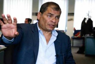 Ecuador solicita a Interpol una notificaci&oacute;n roja para detener a Rafael Correa