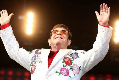 Elton John cancela un concierto hasta el pr&oacute;ximo a&ntilde;o: "Estoy extremadamente enfermo"