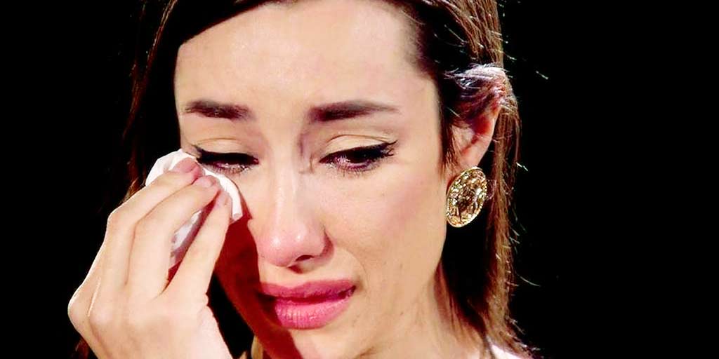 Pilar Eyre: "&iexcl;Adara, no vas a dar ning&uacute;n juego en los plat&oacute;s ni tendr&aacute;s una silla en S&aacute;lvame!"