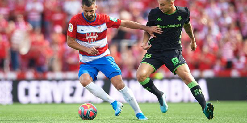 El Granada es l&iacute;der de Primera Divisi&oacute;n 46 a&ntilde;os despu&eacute;s