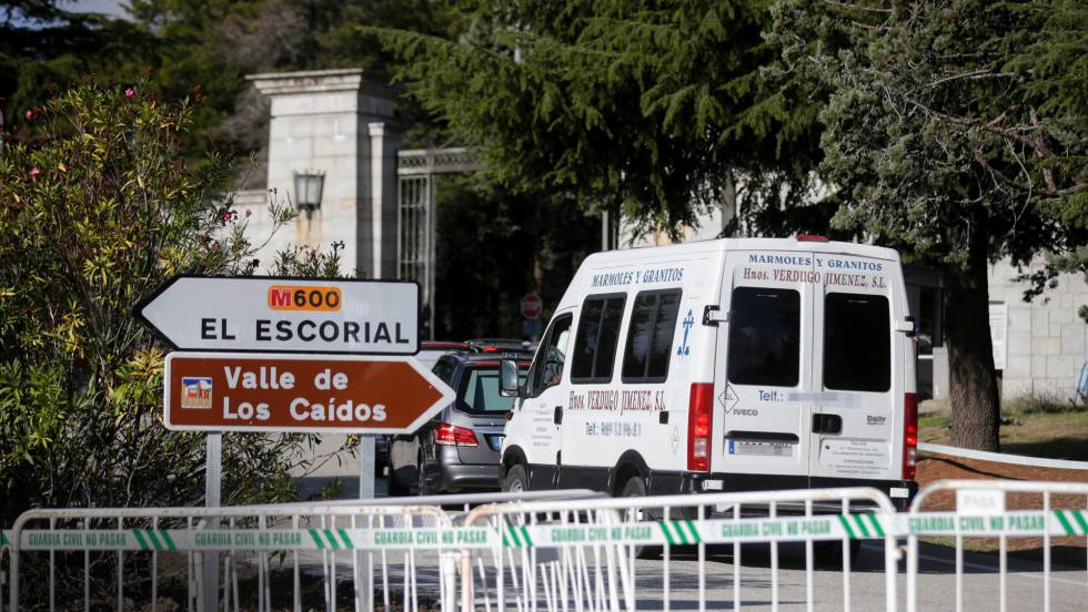 Se confirm&oacute; la hecatombe: el Gobierno convierte la exhumaci&oacute;n de Franco en un acto electoralista del PSOE