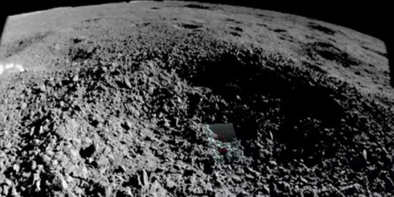 Sale a la luz esta nueva foto de la sustancia espacial captada en el lado oculto de la Luna que ayudar&iacute;a a determinar su naturaleza