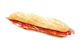 Muere una adolescente en el instituto al atragantarse cuando com&iacute;a un bocadillo de jam&oacute;n durante el recreo