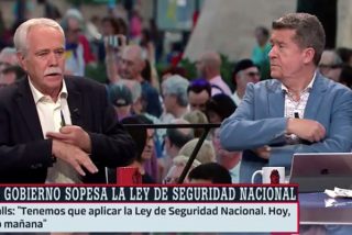 Repaso descomunal de P&eacute;rez Henares a los acojonados monigotes de Ferreras con los independentistas: "&iexcl;Prudencia s&iacute;, idiota no!"